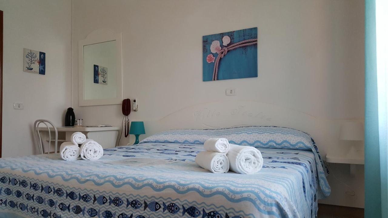 Italia Hotel 2*